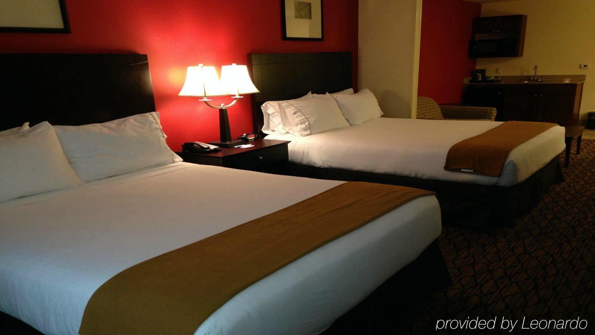 Holiday Inn Express Niles By Ihg Exterior foto